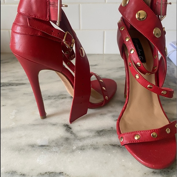 Red high heels, 6 inch heel - Picture 2 of 4
